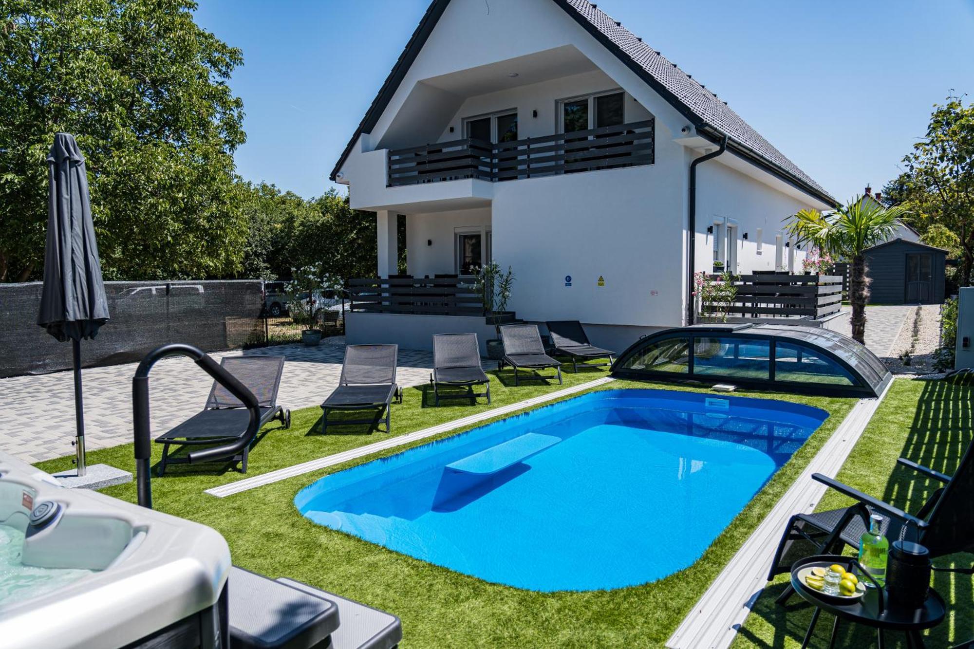 Balatonic Lime Apartmanhaz Siofok Exterior photo