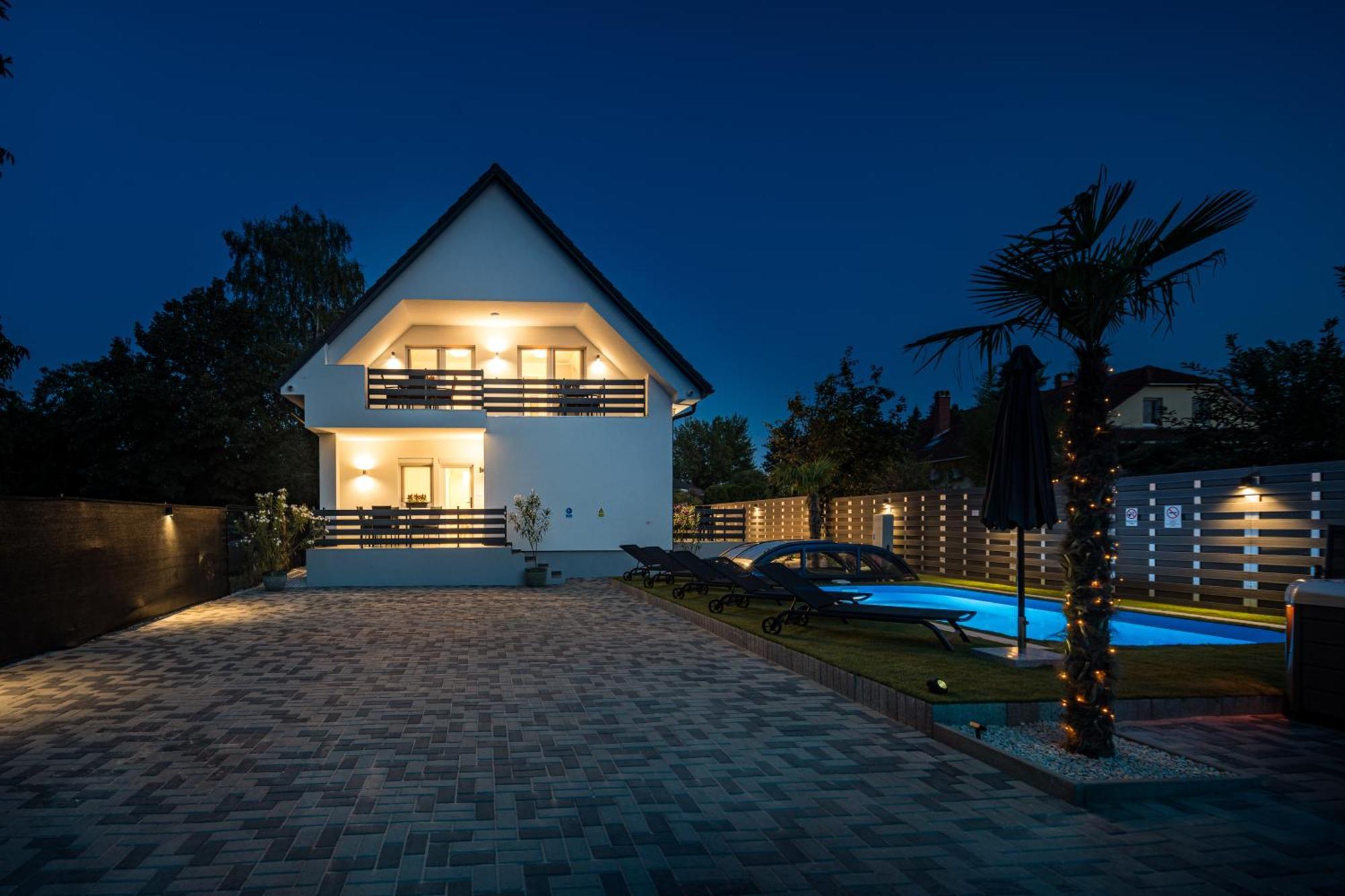 Balatonic Lime Apartmanhaz Siofok Exterior photo