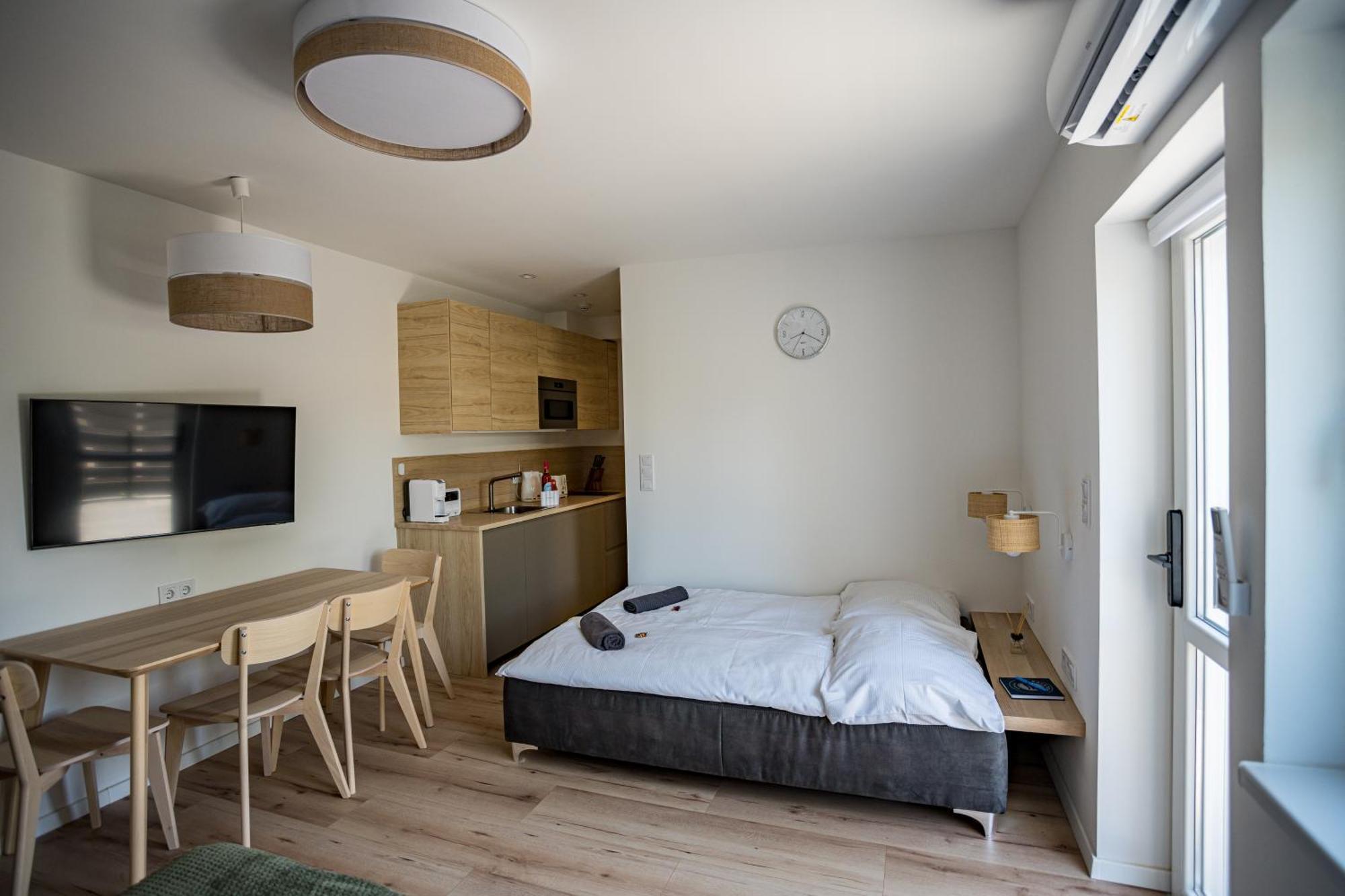 Balatonic Lime Apartmanhaz Siofok Exterior photo