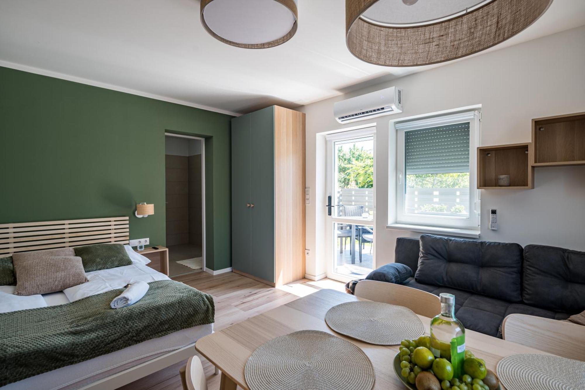 Balatonic Lime Apartmanhaz Siofok Exterior photo